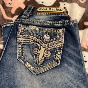 ROCK REVIVAL
Betty Boot Stretch Jean
Item #B243
24 / 32 / Betty